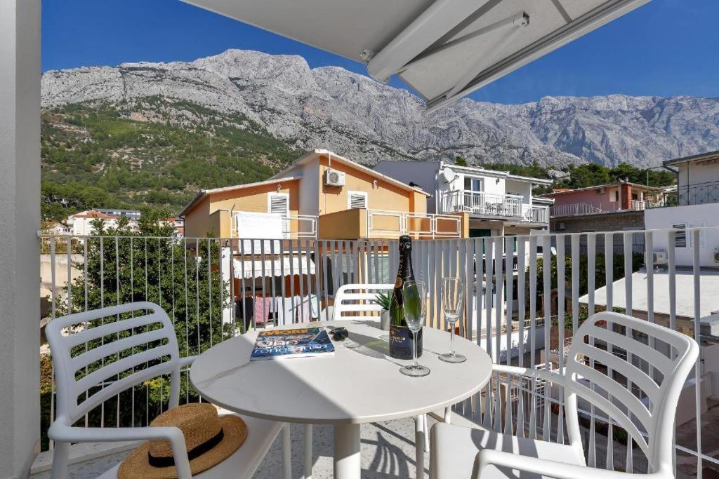 Villa Anchor Baska Voda Exterior photo
